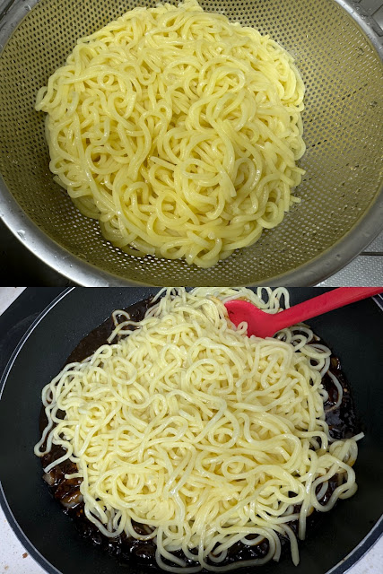 면-익힌뒤-물빼기-익힌소스에-면넣어서-볶기
