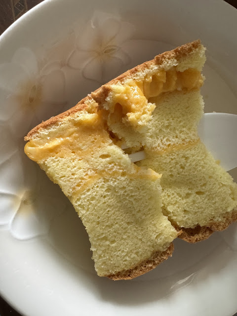 치즈카스테라-단면-체다치즈가-들어감