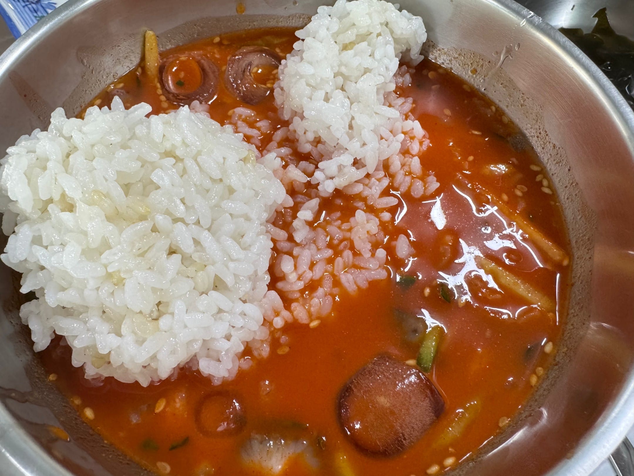 물회에 밥말기